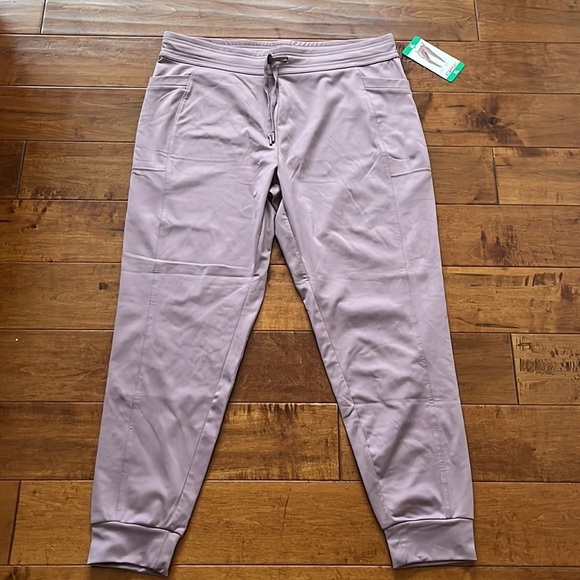 NWT 32 Degrees Tech Jogger women Size XL
| - Picture 2 of 10